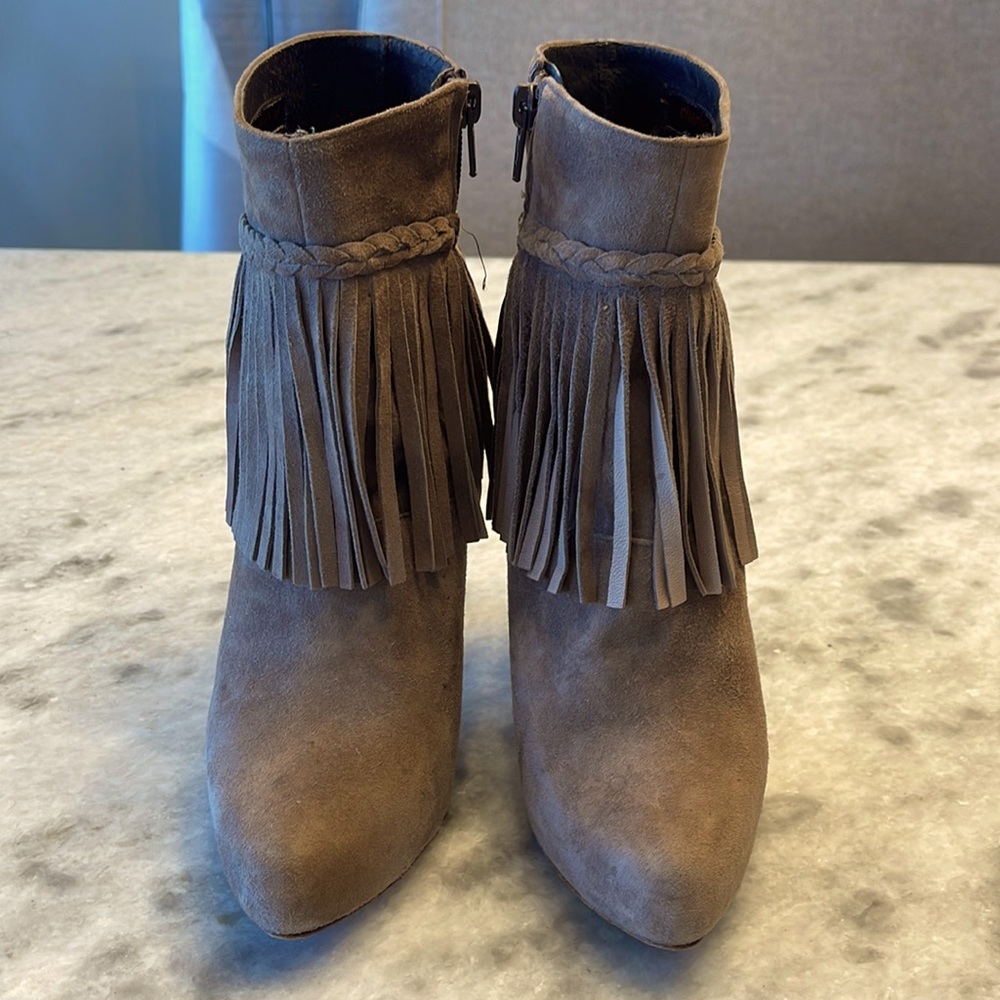 Charles David taupe suede Fringe bootie. Size 7M. Like New. Only wore once.